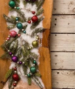 Jewel-Tide Glass Bead Garland