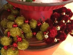 Retro Tinsel Pom Pom Garland